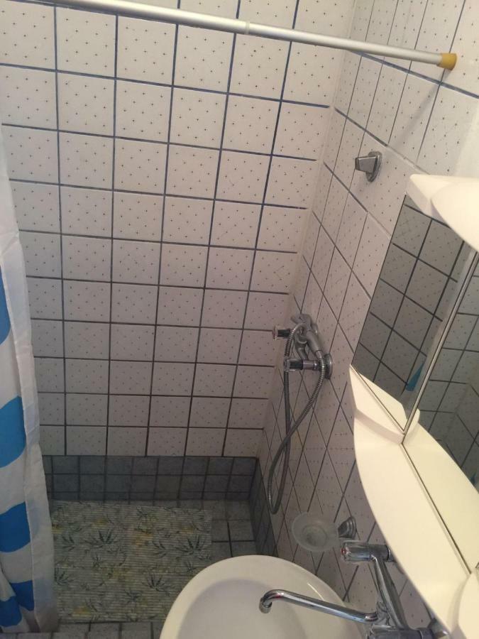 Villa Kartelo โตรกีร์ ภายนอก รูปภาพ