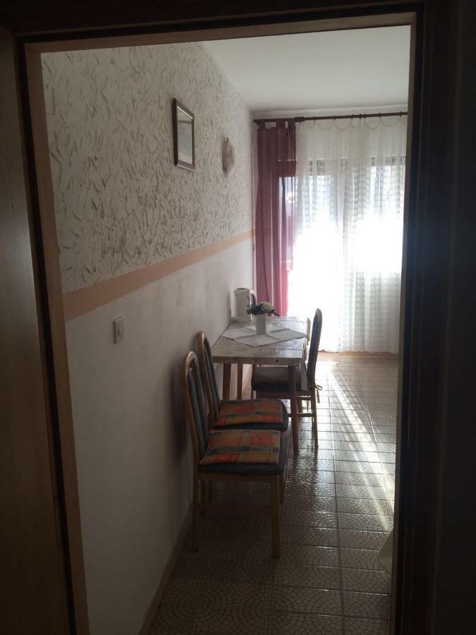Villa Kartelo โตรกีร์ ภายนอก รูปภาพ
