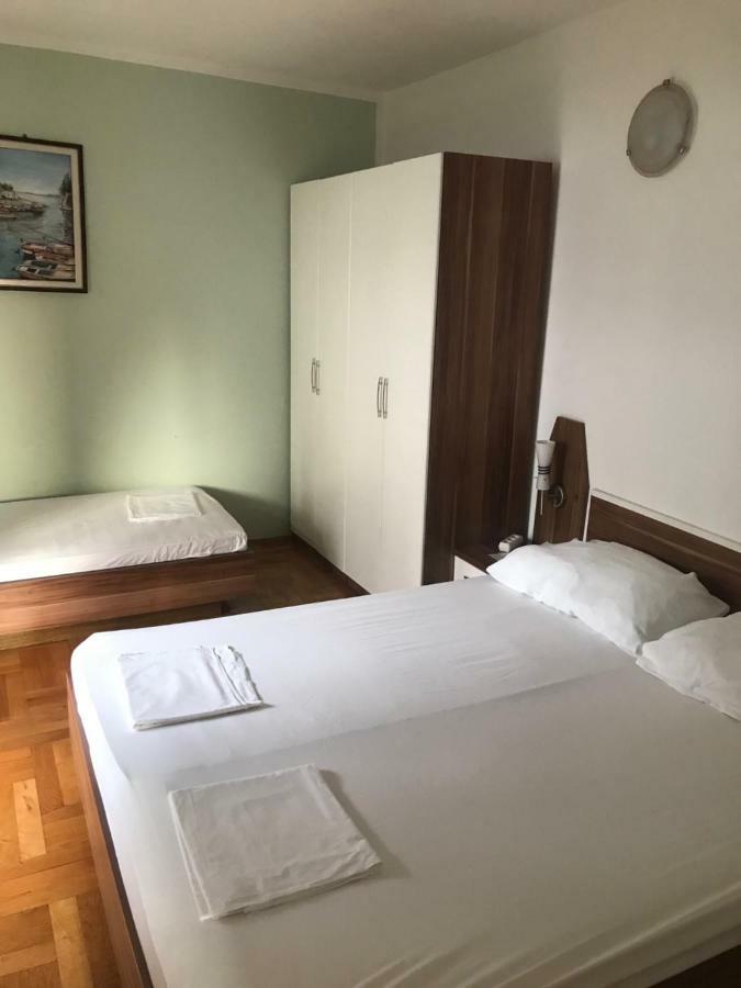 Villa Kartelo โตรกีร์ ภายนอก รูปภาพ
